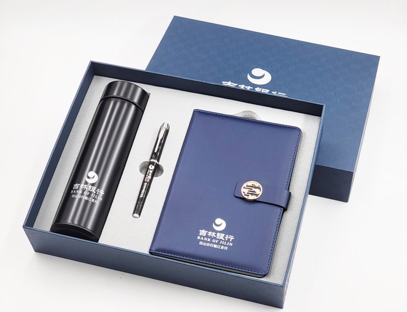商务礼品定制——企业形象与价值的传递使者